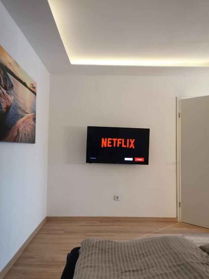 Frisch Sanierte Ferienwohnung 2 Min Vom Suedstrand - Balkon - Pay Tv Wilhelmshaven Eksteriør bilde